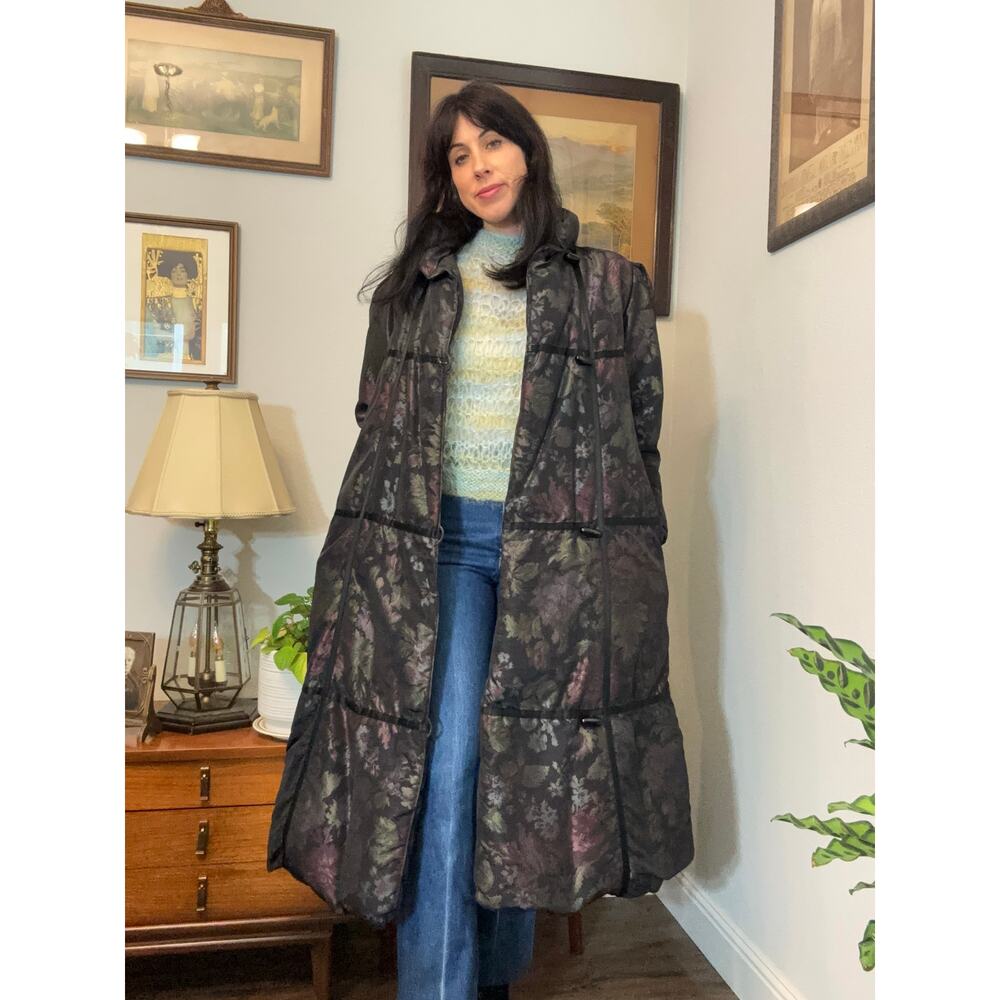 Vintage 80s Bill Blass winter down puff coat feather down dark romantic floral - Picture 2 of 8
